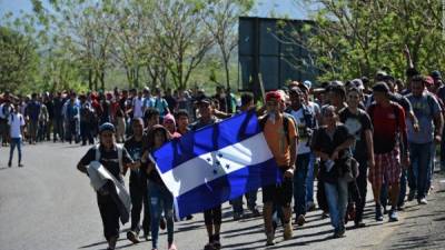 Los migrantes han estado organizando la modalidad de caravana para intentar ingresar a los Estados Unidos. Foto archivo