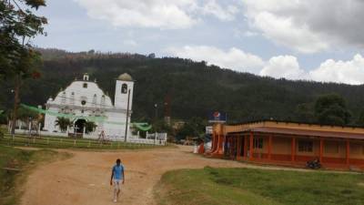 Los pobladores del municipio se mantienen refugiados en sus casas, han estado sometidos por la banda de los Solís.