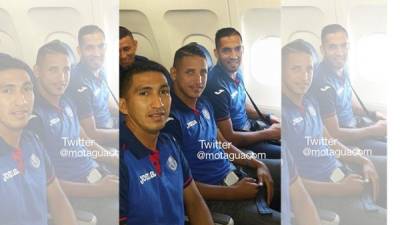 Los jugadores Irvin Reyna, César Oseguera y Lucas Gómez durante el viaje a México.