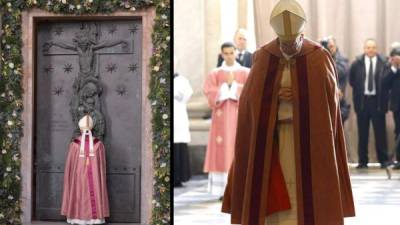 El Papa ofició los actos de misa y apertura de la Puerta Santa.
