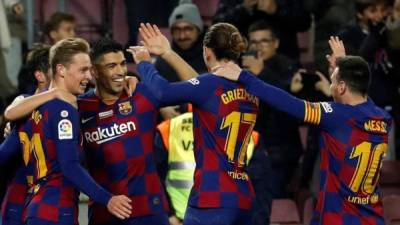Jugadores del Barcelona celebran uno de los goles del último partido en el Camp Nou.