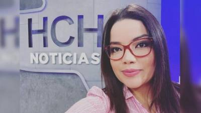 La presentadora de HCH Ariela Cáceres dio positivo al tes del COVID-19.