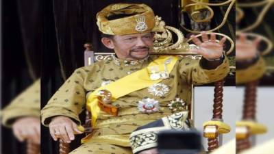 El sultán Bolkiah dirige la monarquía desde 1967 con mano de hierro. Ahora endurece más las sanciones en su país.