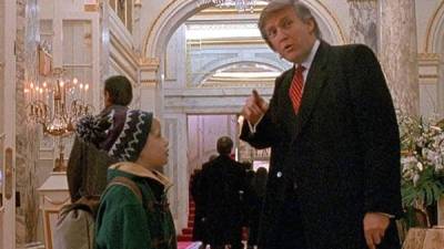 Trump todavía recibía regalías por su breve aparición en la película navideña 'Mi pobre Angelito'.