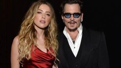 Parejas de famosos como Johnny Depp y Amber Heard, Chris Brown y Rihanna y Lindsay Lohan y Egon Tarabasov han vivido una tormentosa vida sentimental.