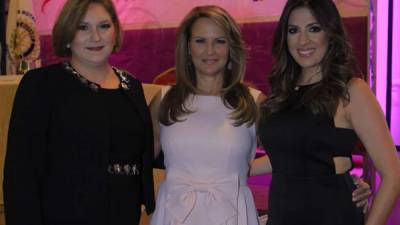 María Selman, Vivian Chahín y Maity Interiano. Fotos: Jorge Gonzales