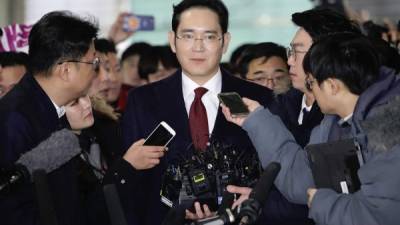 Lee Jae-yong fue acusado de hacer pagos ilegales vinculados con la aprobación de una fusión de dos filiales de Samsung.