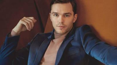 El actor y modelo británico Nicholas Hoult.