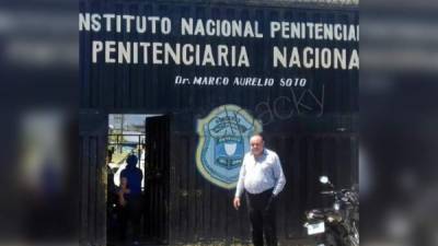 Joseph Chambrot visitó ayer a Kevin en la cárcel.