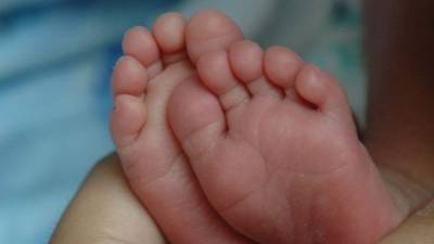 El primer bebé con ADN de tres padres nacerá en los próximos meses.