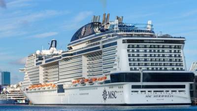 El crucero MSC Meraviglia transporta un tripulante con síntomas de gripe.