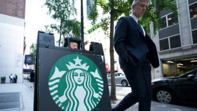 Aunque llega con retraso a Italia, Starbucks espera posicionarse entre los consumidores locales.