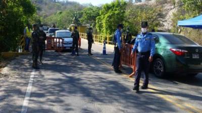 Las autoridades mantendrán vigilancia en las calleres y carreteras del país para constatar el cumplimiento de la medida.