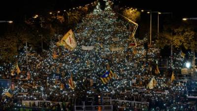 La manifestación transcurre por lugares emblemáticos de Barcelona. Foto: AFP