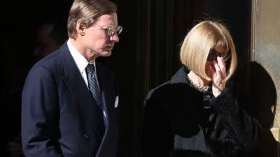 Anna Wintour llora la muerte de Óscar de la Renta.