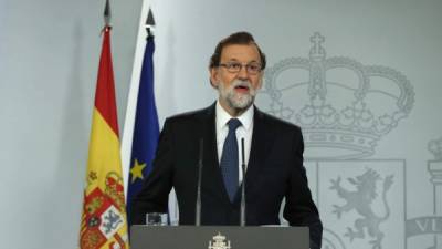 El presidente del Gobierno español, Mariano Rajoy, durante la declaración institucional celebrada esta noche en La Moncloa. EFE