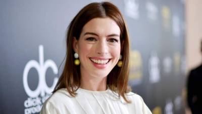 Anne Hathaway espera a su segundo hijo.