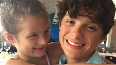 Annie, la madre de Caleb Bratayley, compartió una fotografía en Instagram en la que informaba sobre la muerte de su hijo.