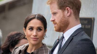 El príncipe Harry mantiene una relación cordial con sus exnovias, incluso invitó a algunas a su boda con Meghan Markle.