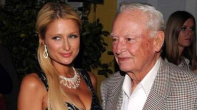 Barron Hilton, abuelo de Paris Hilton y fundador de los hoteles Hilton, falleció a sus 91 años.