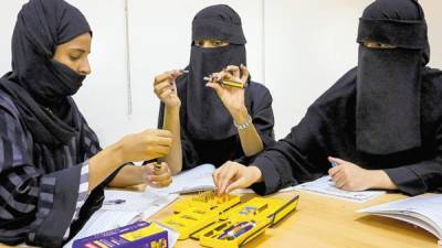 Uno de los objetivos de las reformas del gobierno es incorporar a más mujeres a la fuerza laboral del país.