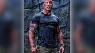 Dwayne Johnson, mejor conocido como 'La Roca', alborotó las redes al mostar una imagen de como lucía antes de ser famoso.