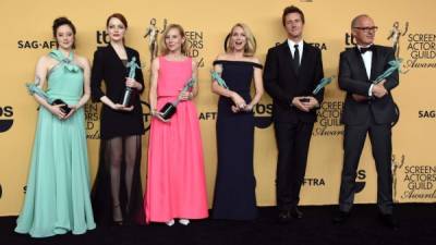 ”Birdman” se llevó el galardón a mejor elenco de película dramática.