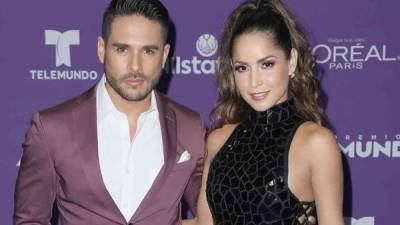 Sebastián Caicedo y Carmen Villalobos se comprometieron tras 10 años de relación.