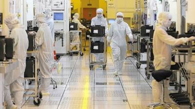 China está enfatizando el desarrollo de plantas de alta tecnología, como las de semiconductores, en su esfuerzo por ascender en la cadena de valor.