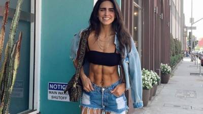 Un video que circula en las redes sociales muestra como a Bárbara de Regil antes de su nueva faceta como experta en fitness; en el clip la actriz de Rosario Tijeras lucía muy, pero muy diferente.