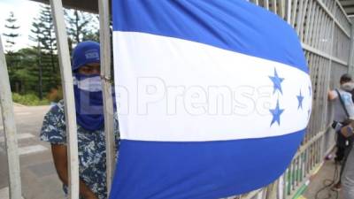 La Ciudad Universitaria amaneció tomada este jueves por un grupo de estudiantes.