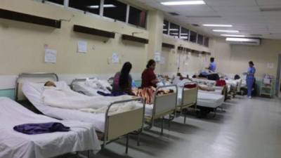 El Hospital San Felipe tiene una capacidad de 102 camas.