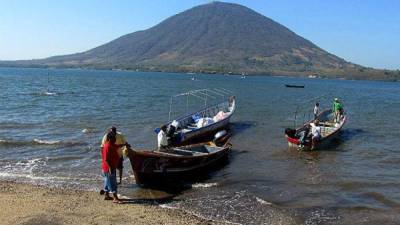 Foto referencial de pescadores en el Golfo de Fonseca.