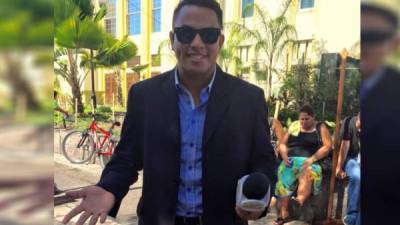 El periodista Ricardo Matute tuvo que salir recientemente de Honduras tras recibir disparos en su cuello de parte de pandilleros.