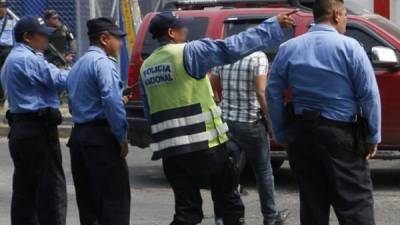 La depuración de los agentes auxiliares y de la escala básica continuará en las próximas semanas. Ya van 495 en total.