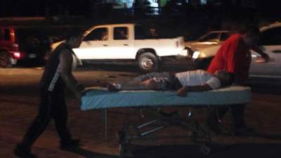 Los heridos fueron llevados al hospital Mario Rivas.