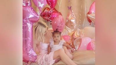 La primogénita de Khloé Kardashian, True Thompson, cumplió su primer año y fue festejada por todo lo alto.