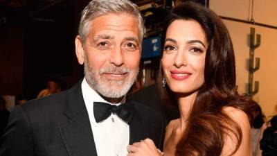 George y Amal rentaron una casa en la isla de Cerdeña durante el rodaje de Catch-22. Foto archivo