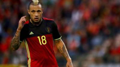 Radja Nainggolan no fue considerado para ir al Mundial.