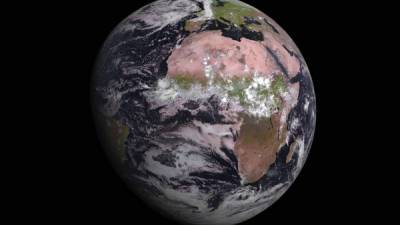 El satélite meteorológico MSG-4 capturó hoy la primera fotografía de la Tierra, lo que muestra que funciona completamente.
