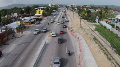 Los trabajos en el bulevar del norte avanzan. Las autoridades piden comprensión a los conductores. Foto: Yoseph Amaya