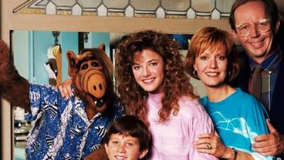 La serie original cotaba la vida del extraterrestre ALF junto a la familia Tanner.