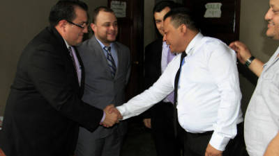 Augusto Rafael Fletes, excoordinador regional del Ministerio Público celebró que recobró su libertad con sus abogados defensores.