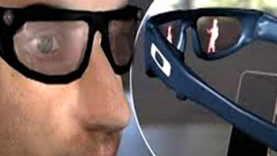 Las gafas inteligentes para ciegos podrían reemplazar los bastones y los perros guía.