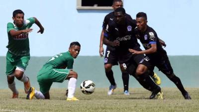 Bayron Méndez, el mejor hombre del Olimpia en el partido ante Juticalpa. Foto Juan Salgado