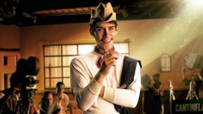Óscar Jaenada personificado como 'Cantinflas'.