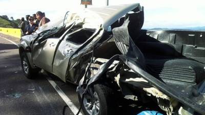 Milagrosamente el conductor del Ford no falleció en el accidente pero fue llevado de emergencia al hospital comayagüense.