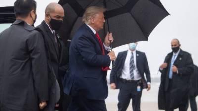 Trump ha dado negativo en COVID-19 y no es contagioso, informó este lunes su médico en la Casa Blanca, Sean Conley./AFP.