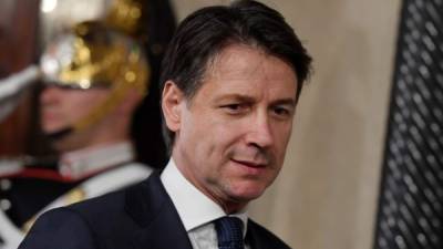 Giuseppe Conte asumió como el nuevo jefe del gobierno de Italia.