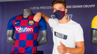 Fabián Luzzi, contento tras fichar por el Barcelona.